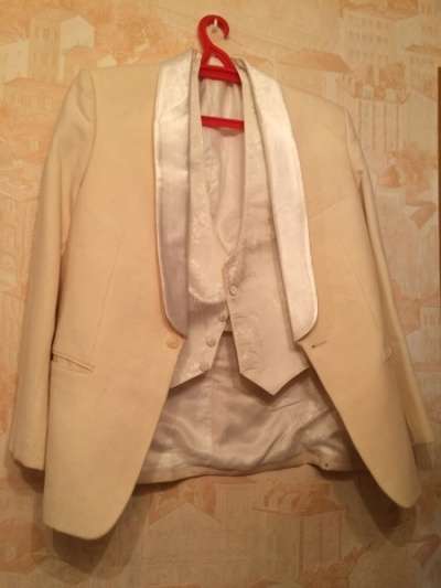 Продам белый смокинг с жилеткой, брюками Производство мастерская Б в Москве фото 3