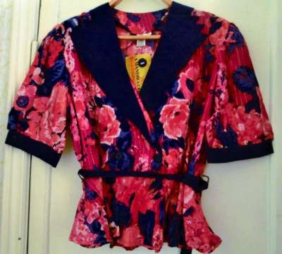 Женская блузка 44-46 размера MANDIRA
