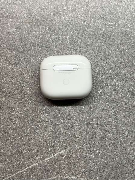 Кейс AirPods 3 поколения в Москве фото 3