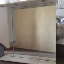 Зеркало в ванную со шкафчиком, в Саратове