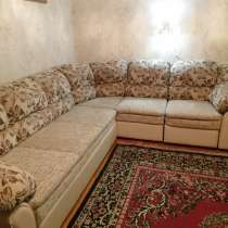Продаётся угловой диван и кресло, в Пятигорске