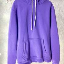 Сиреневое худи, в Москве