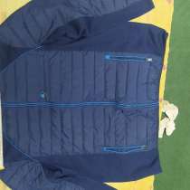 Продам куртку демисезонную 68 полноценного размера, в Донецке