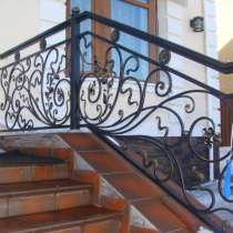 Металлические лестницы и перила кованые и из нержавейки, в Москве