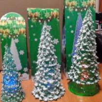 Светодиодная елка в снегу, в Екатеринбурге