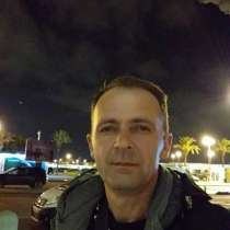 Teodor, 46 лет, хочет пообщаться, в г.Бельцы