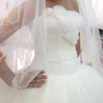 Свадебное платье 44-46 размер, в г.Бишкек