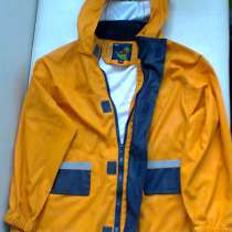 Куртка ветровка 110 размер на мальчика, в Москве