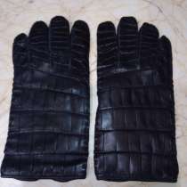 Перчатки из кожи крокодила, в Москве