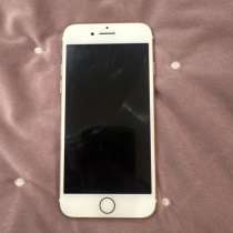 IPhone 7, 32 гб, в Москве