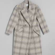 Пальто, в Москве