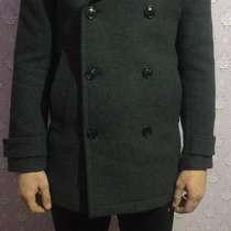 Продам новое пальто,3500р, торг уместен, в г.Луганск