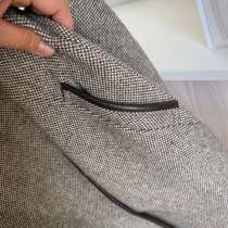 Женское пальто демисезонное 42-44 р, в Москве