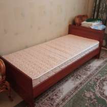 Продам кровать с матрасом, в Санкт-Петербурге
