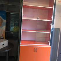 Продать недорого шкаф витринный, рецепшен шкаф холодильный, в Белгороде