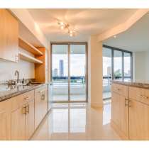 Замечательная квартира в кондоминиуме MYSTIC POINTE, в г.Aventura