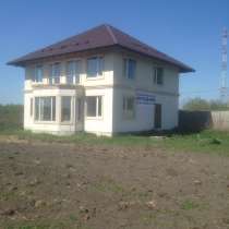 Собственник продаёт дом площадью 203,7 м2 с уч-ком 28 соток, в Курчатове
