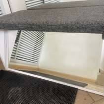 Скамья с зеркалом, в Вышний Волочек