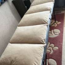 Кушетка для наращивания ресниц с матрасом и лампой, в Красноярске